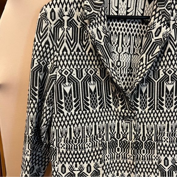 Authentic Guatemalan Jacket - Picture 3 of 6